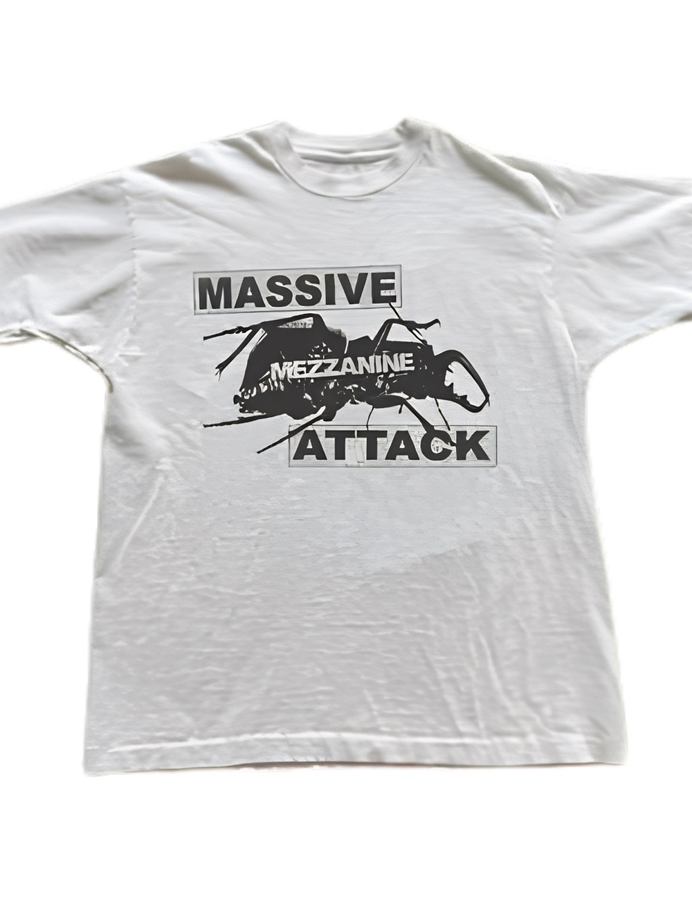 Gildan Mezzanine Graphic Tee in White